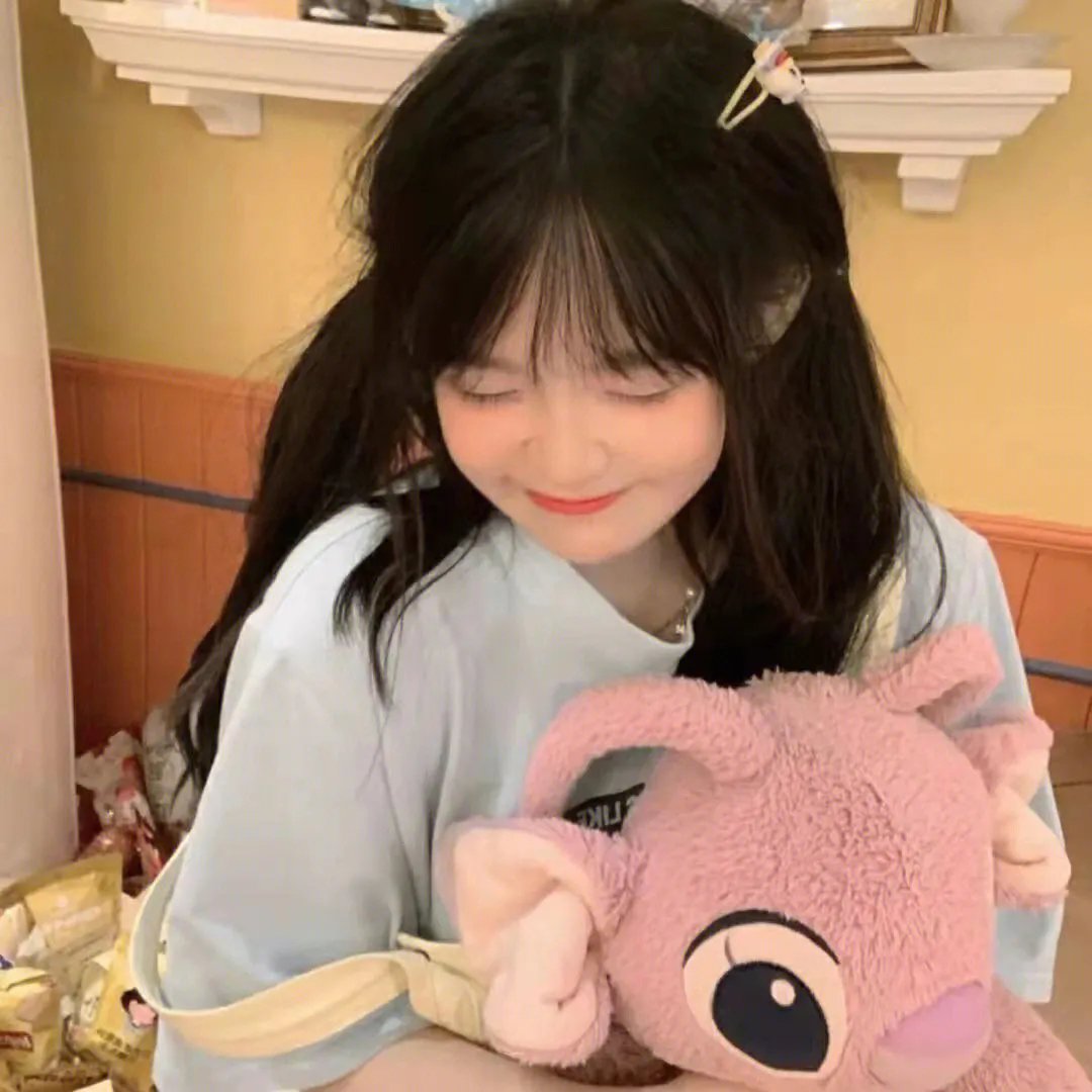 收到未来短信后我成了小福星